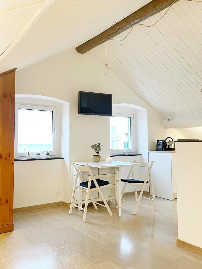 Apartamento La Finestra Sull'Oasi Génova Exterior foto